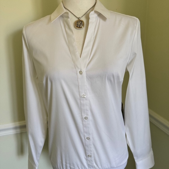 NWT - Express Ultimate Essential Fitted Bodysuit Shirt - Picture 1 of 3
